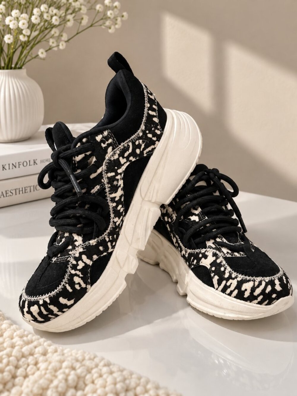 UGG Black White Animal Print Chunky Sneakers Platform Sole Women's Size 5